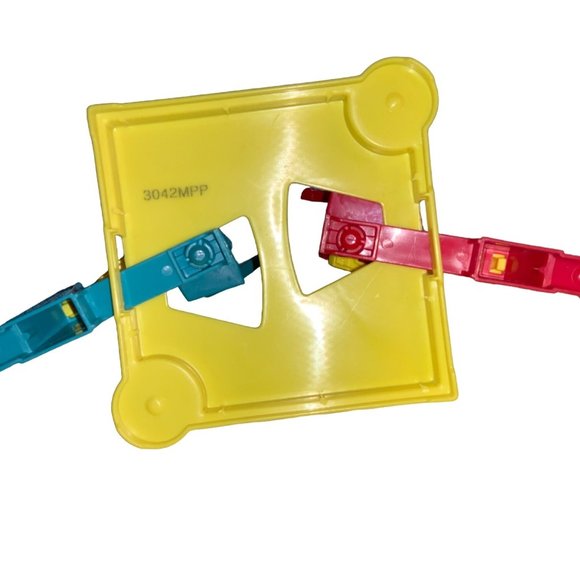 Mattel Rock'em Sock'em Robots Fast Fun Game Mini Travel Size Toy - Picture 10 of 11